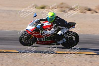 media/Dec-10-2023-SoCal Trackdays (Sun) [[0ce70f5433]]/Turn 9 Inside Set 2 (1115am)/